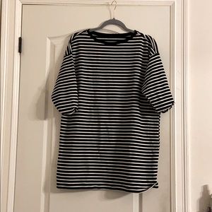 3/4 length tunic style top